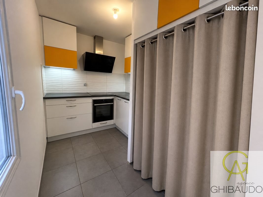 Appartement à vendre, 48m², Châteauneuf-le-Rouge