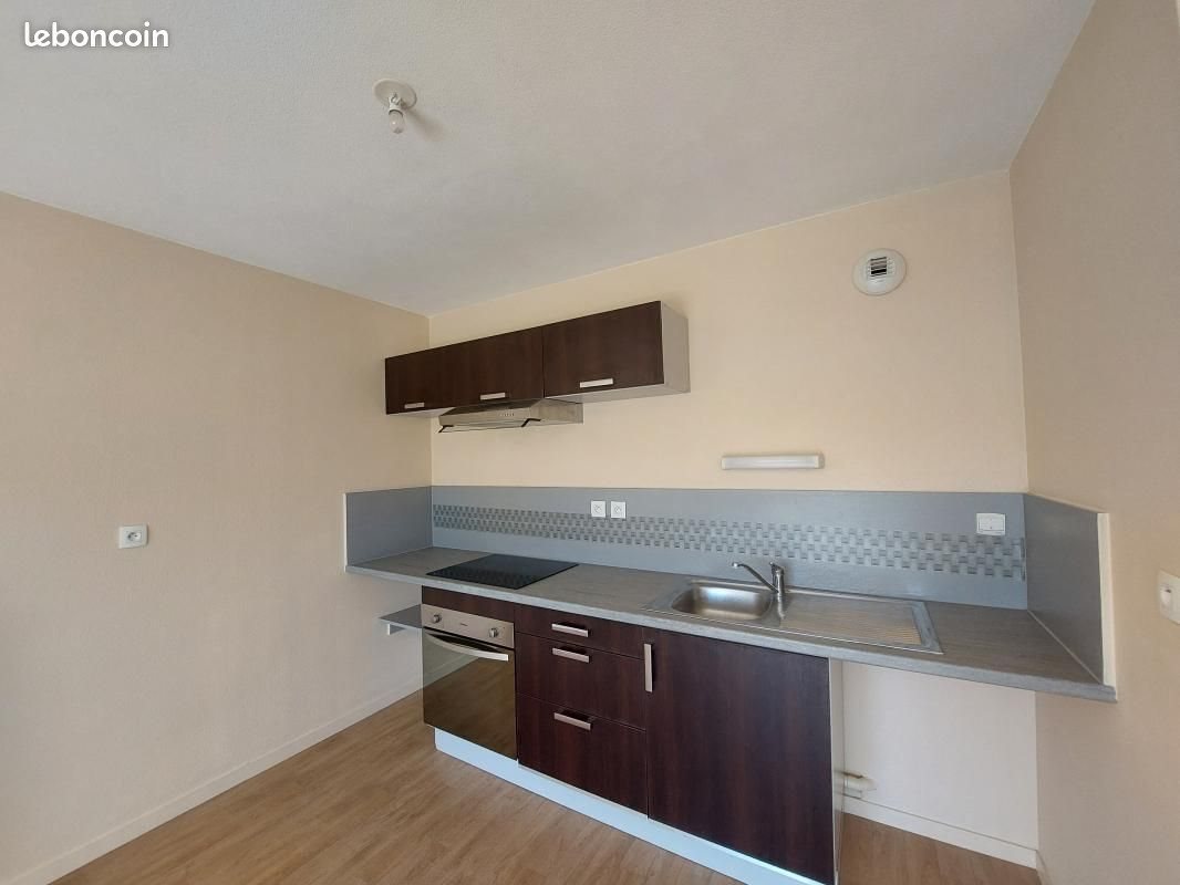 Appartement à louer, 44m², Séné