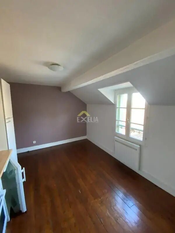 Appartement à louer, 25m², Mantes-la-Jolie