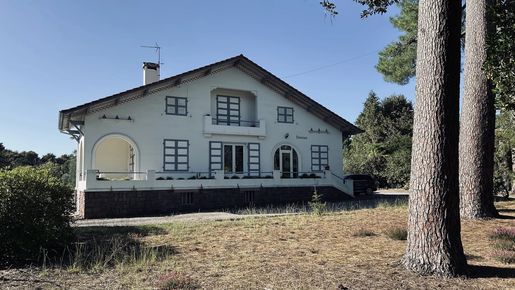 Maison 11 pièces 270 m² · à Soustons · 270 m² · 749 000 €