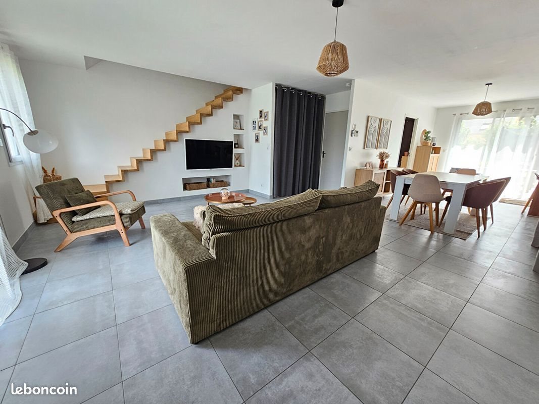 Maison à vendre, 117m², Saint-Sylvain-d'Anjou