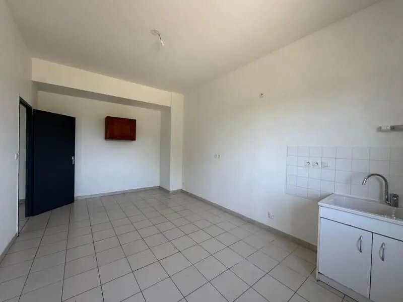 Appartement à louer, 124m², Neuville-les-Dames