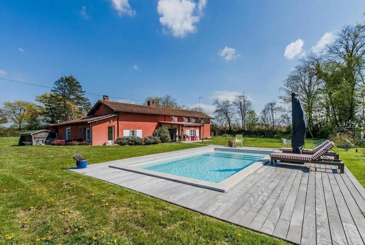 Maison à louer, 176m², Marlieux