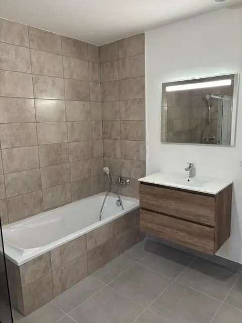 Maison à louer, 90m², Saint-Didier-de-Formans