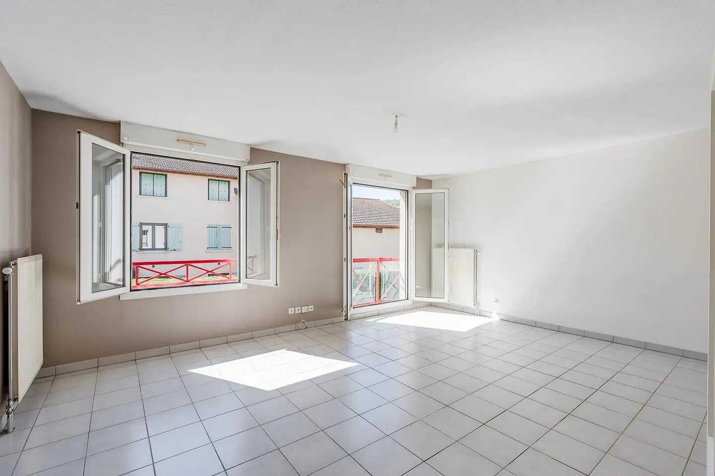 Appartement à vendre, 74m², Miribel