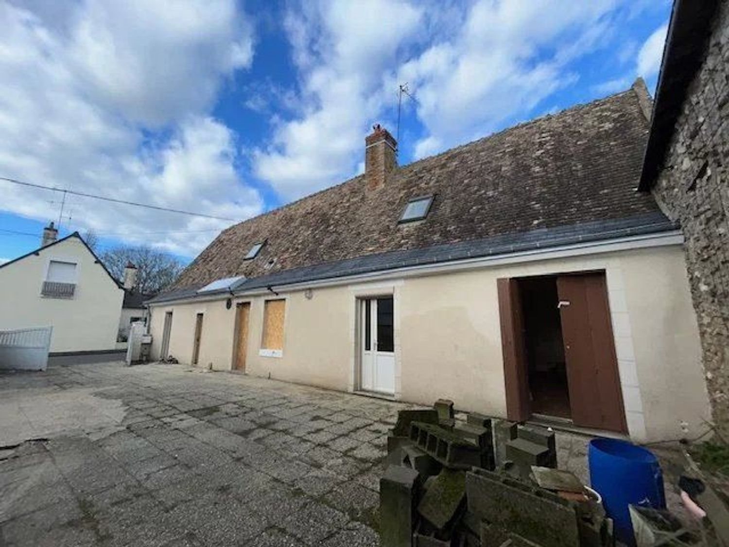 Maison à vendre, 90m², Savigné-sur-Lathan
