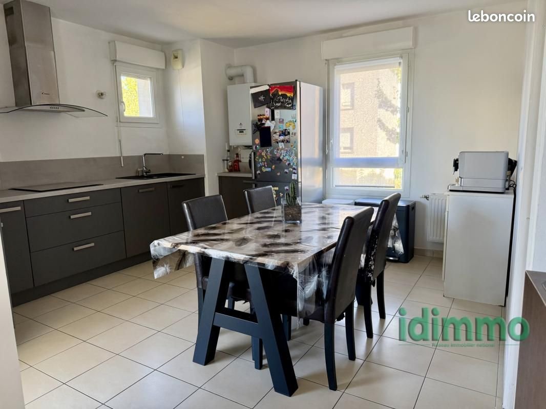 Appartement à vendre, 74m², Mions