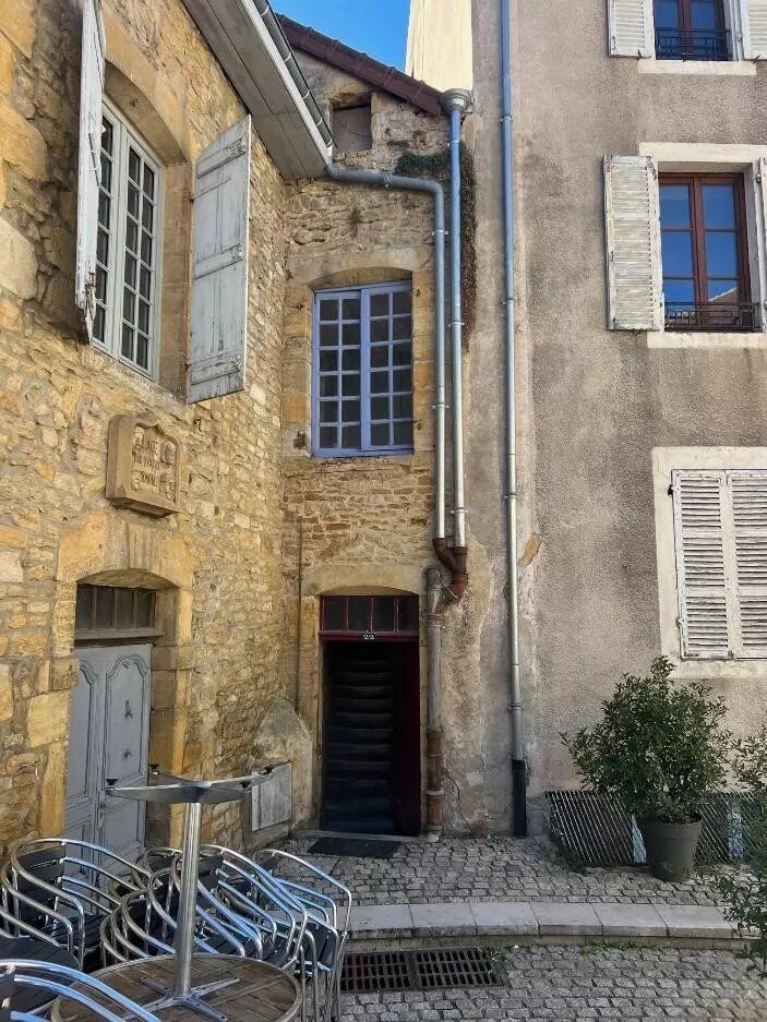 Appartement à vendre, 210m², Charolles