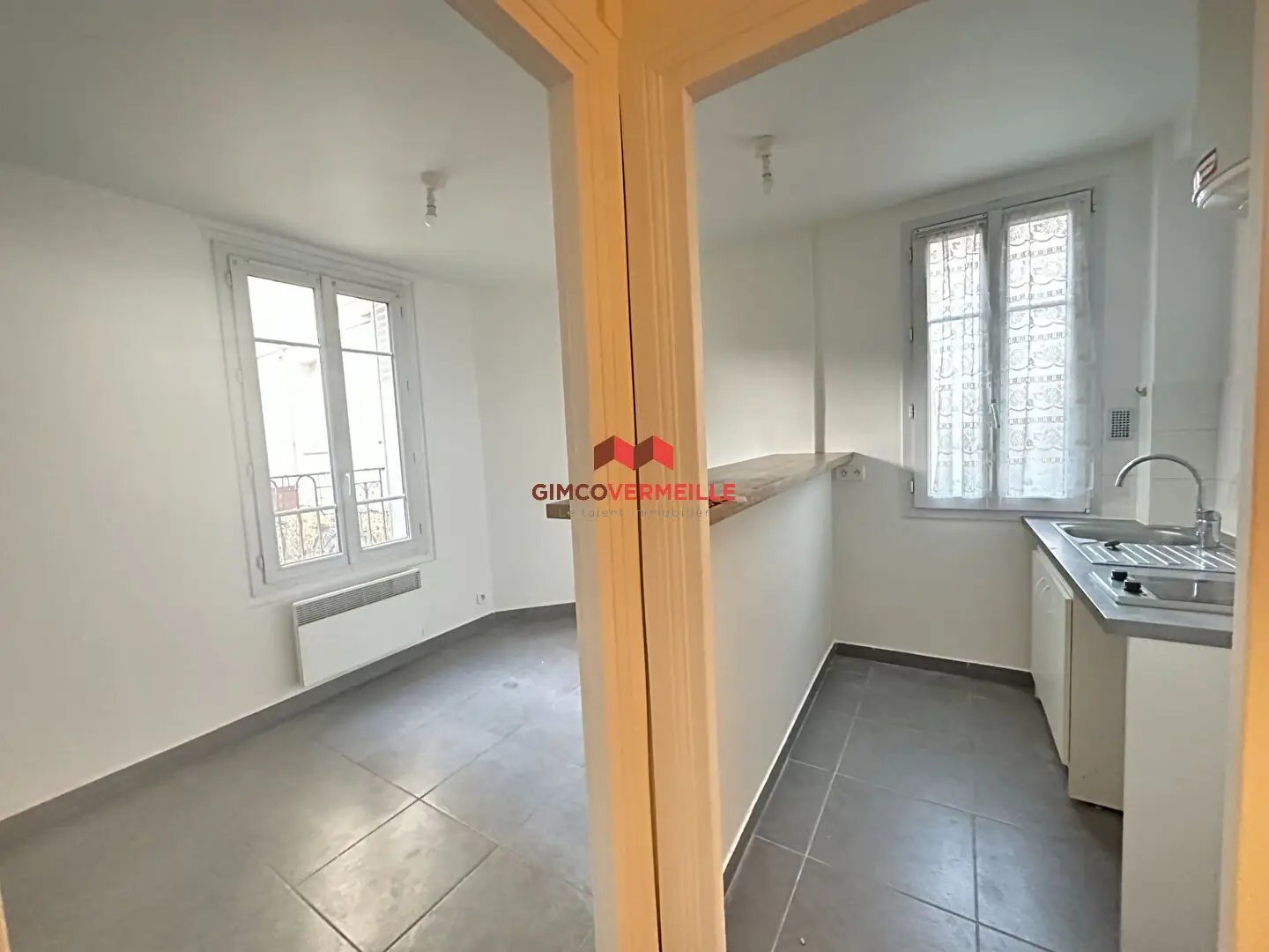 Appartement à louer, 23m², Garches