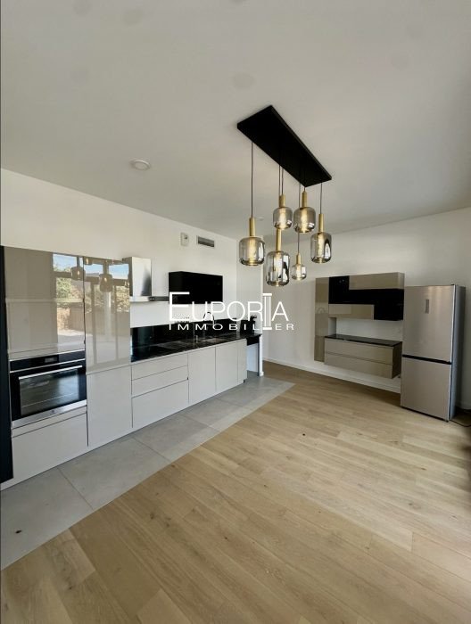 Appartement à vendre, 121m², Tassin-la-Demi-Lune