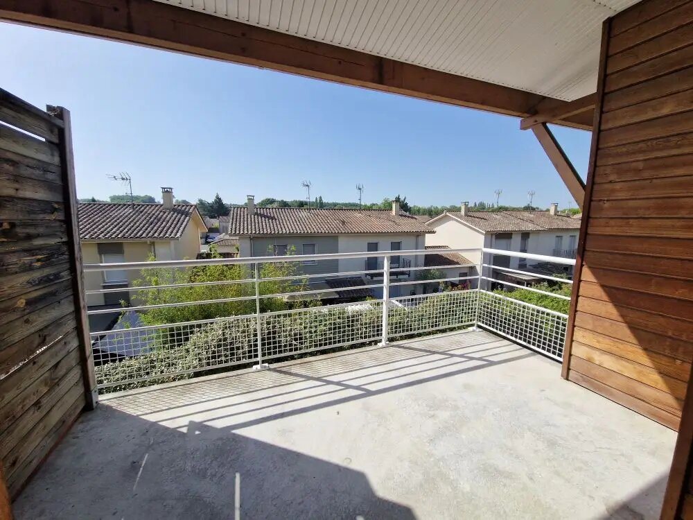 Appartement à louer, 43m², La Brède