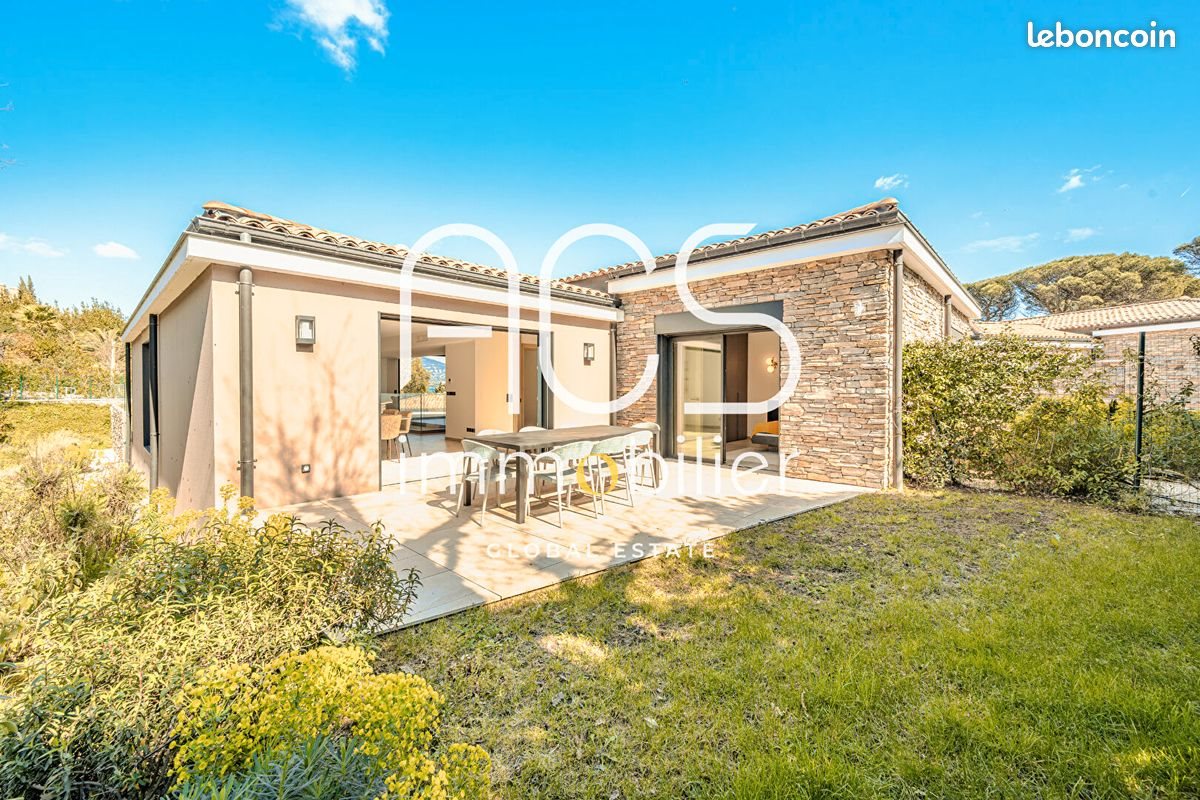 Maison à vendre, 275m², Gassin