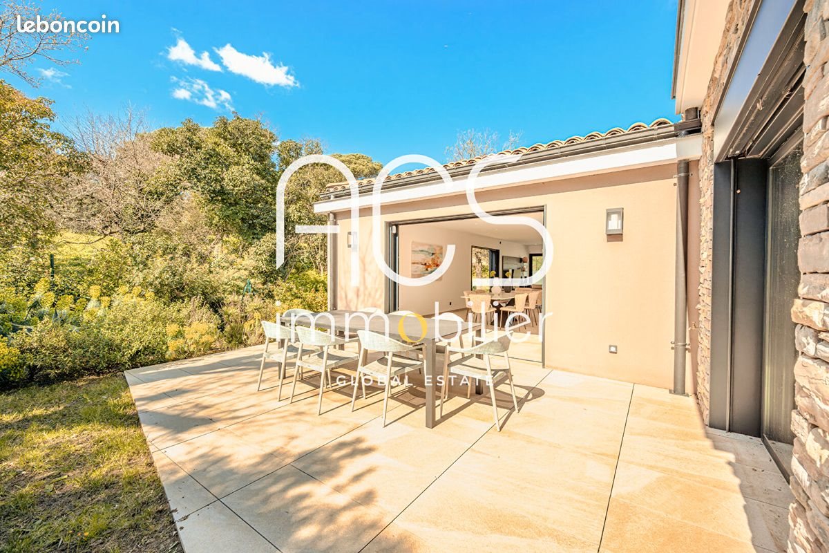 Maison à vendre, 275m², Gassin