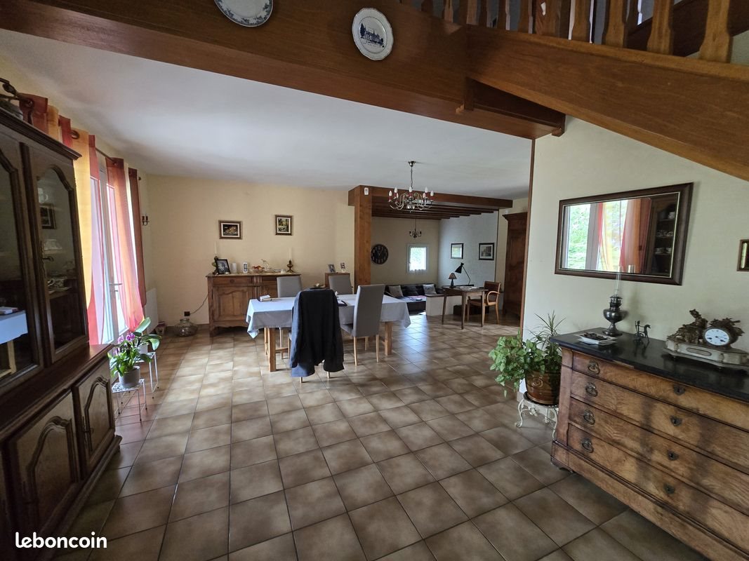 Maison à vendre, 204m², Abrest