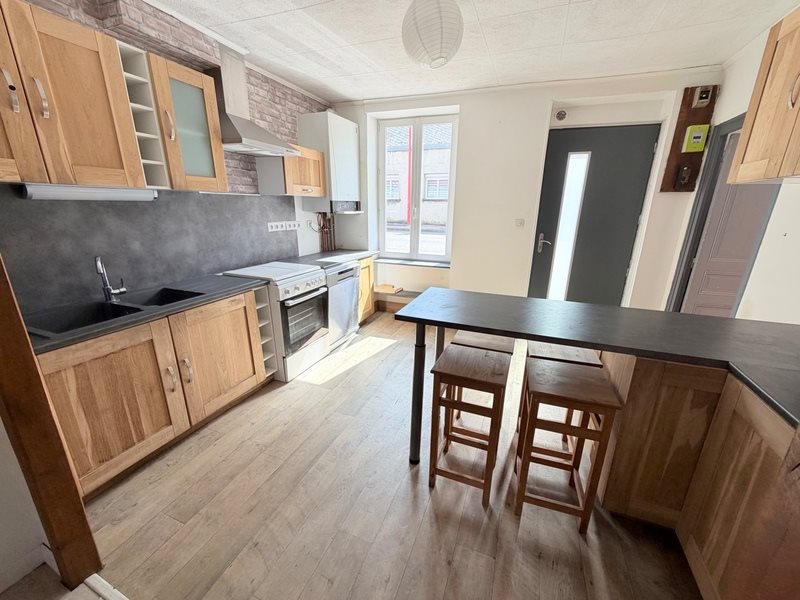 Maison à vendre, 90m², Gueugnon