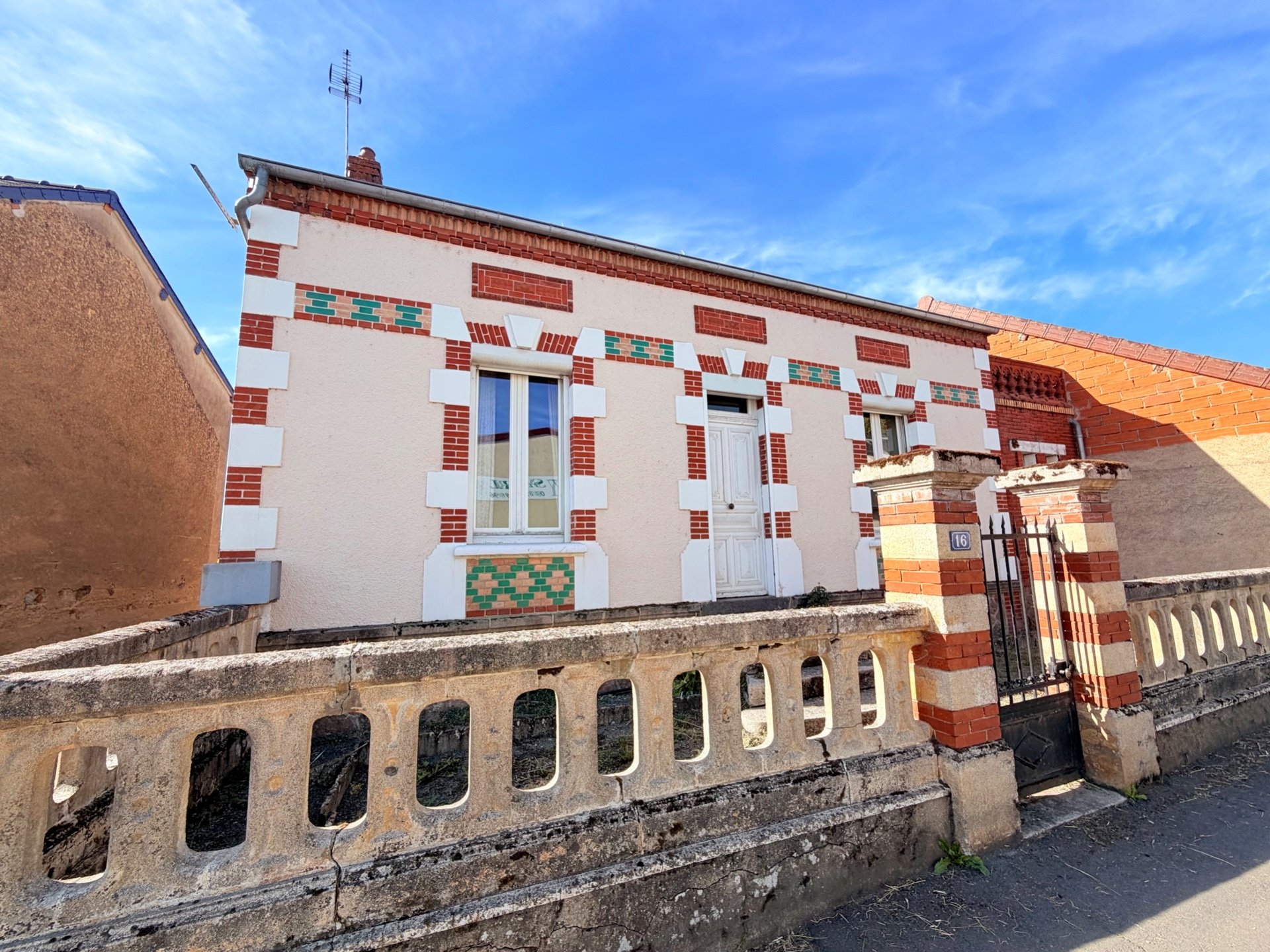 Maison à vendre, 80m², Issy-l'Evêque