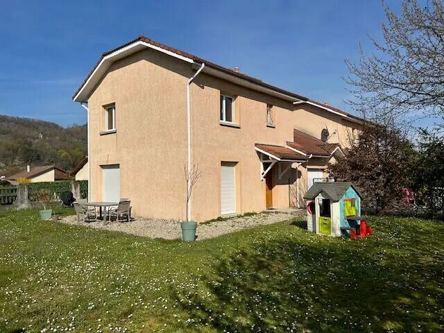 Maison à vendre, 91m², Cessieu