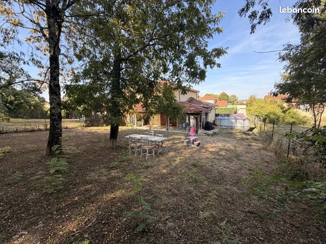 Maison à louer, 103m², Leyment