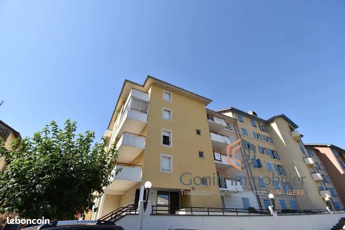Appartement à louer, 82m², Lagnieu