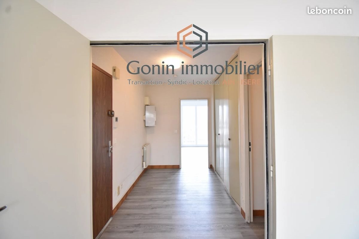 Appartement à louer, 132m², Lagnieu