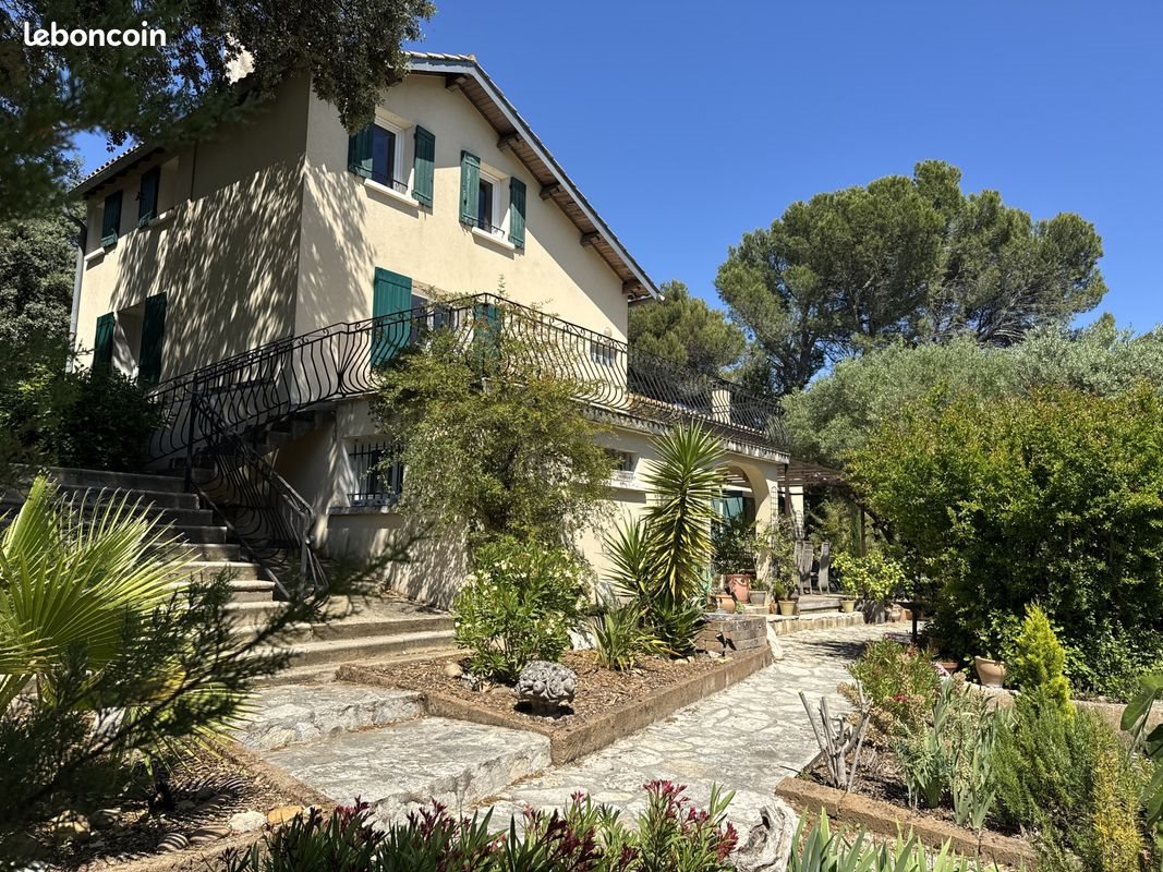 Maison à vendre, 185m², Villeneuve-lès-Avignon