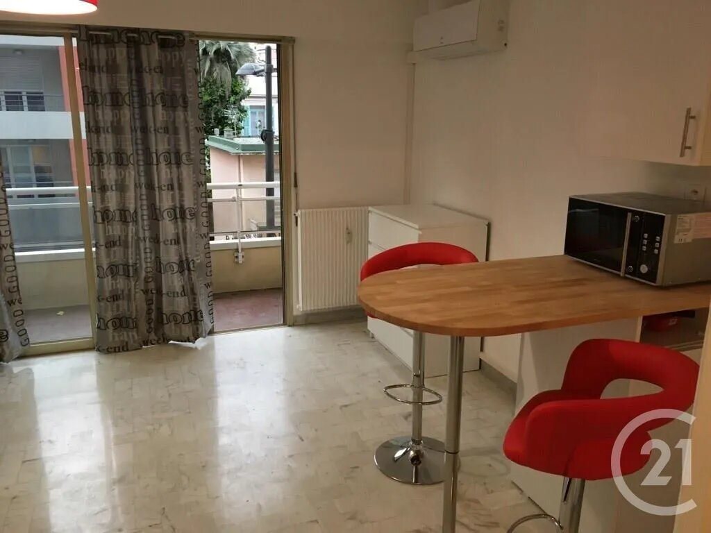 Appartement à louer, 26m², Roquebrune-Cap-Martin