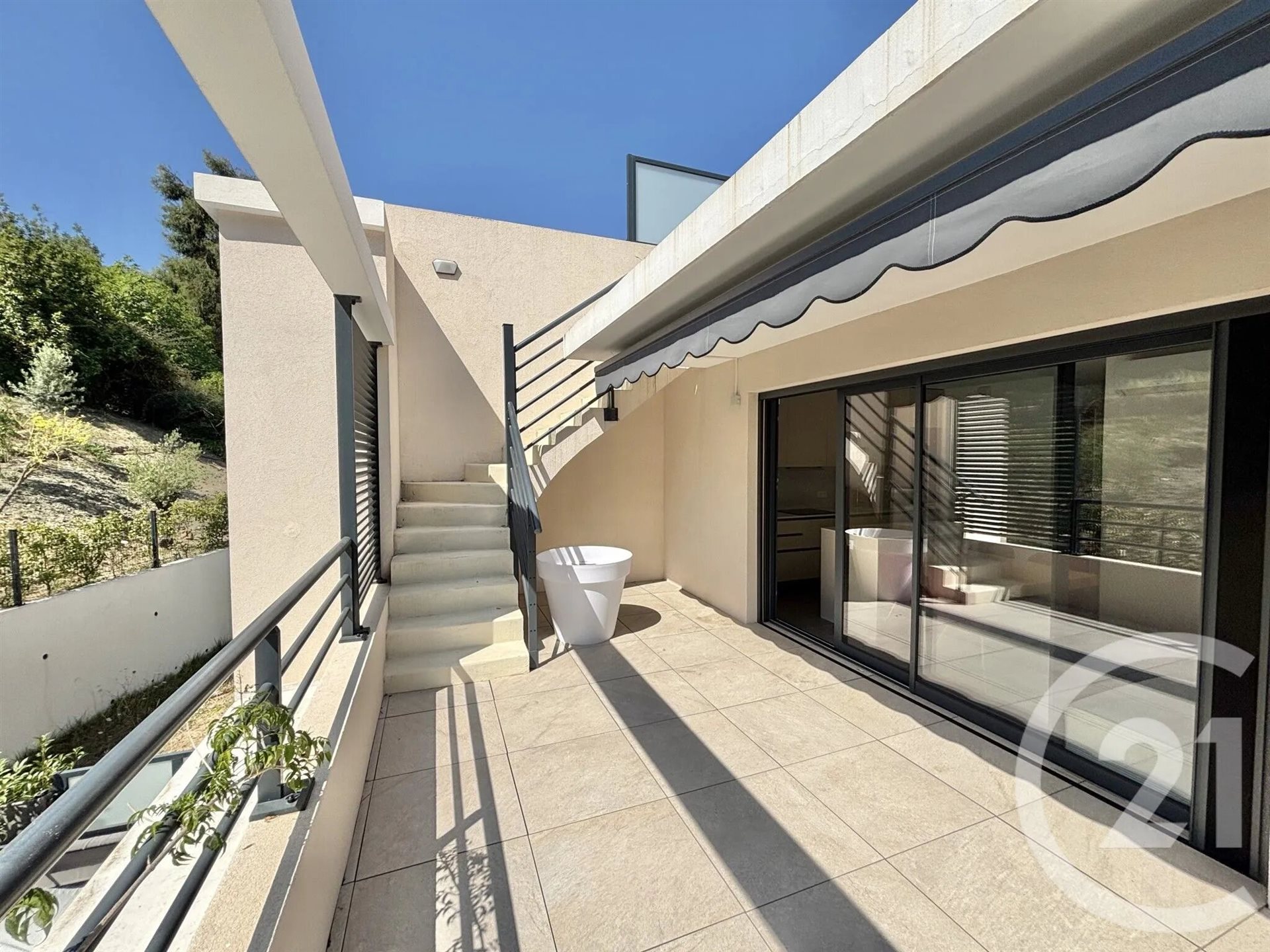 Appartement à louer, 55m², Roquebrune-Cap-Martin