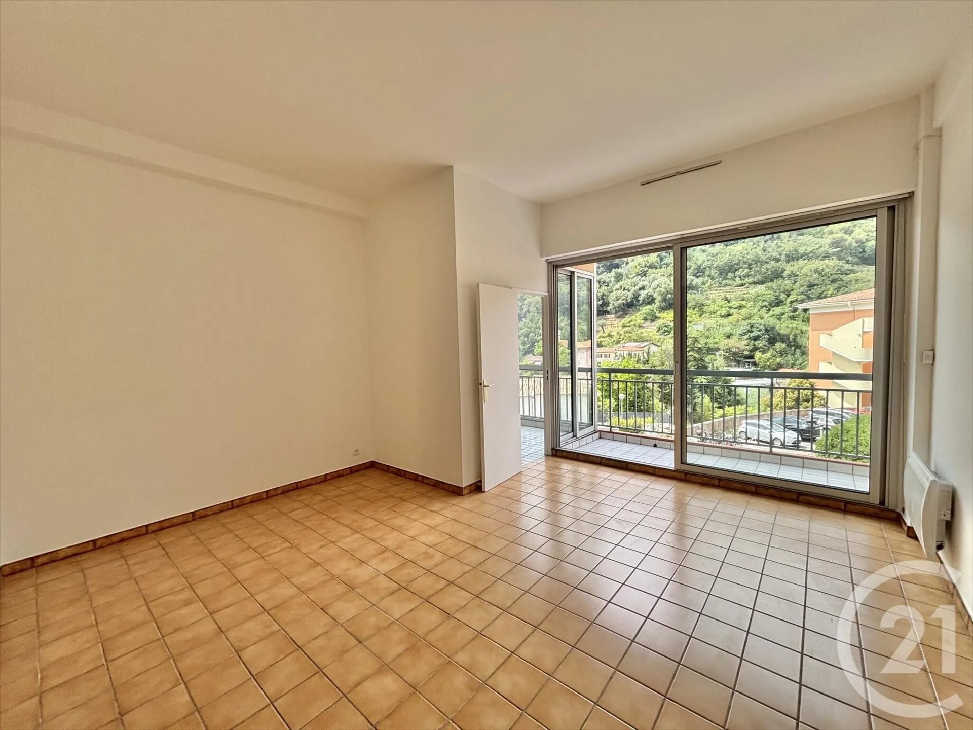 Appartement à louer, 41m², Menton