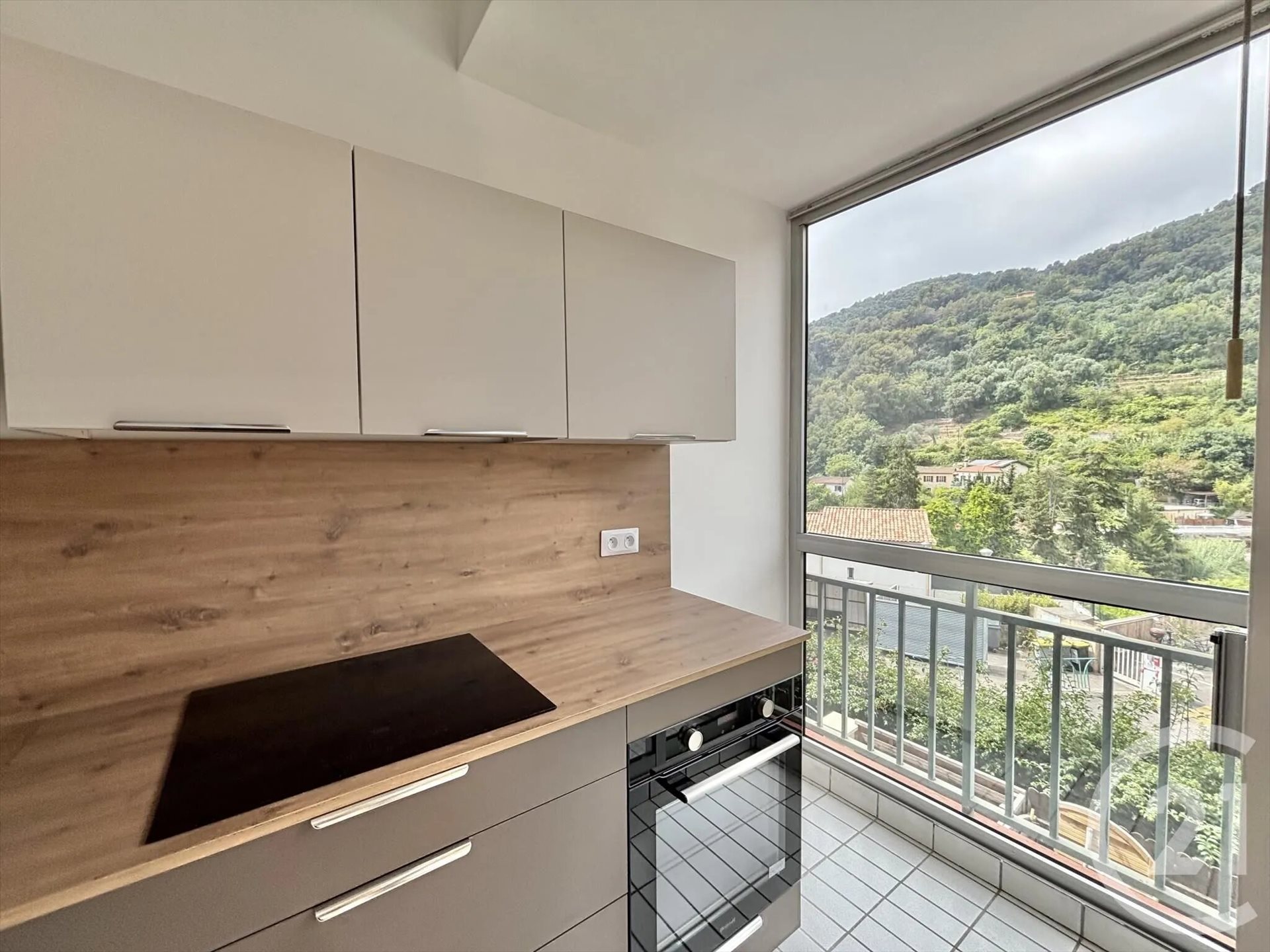 Appartement à louer, 41m², Menton