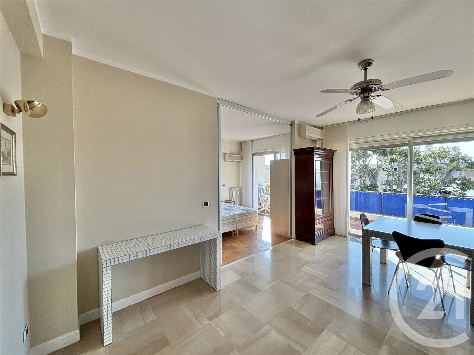 Appartement à louer, 71m², Menton