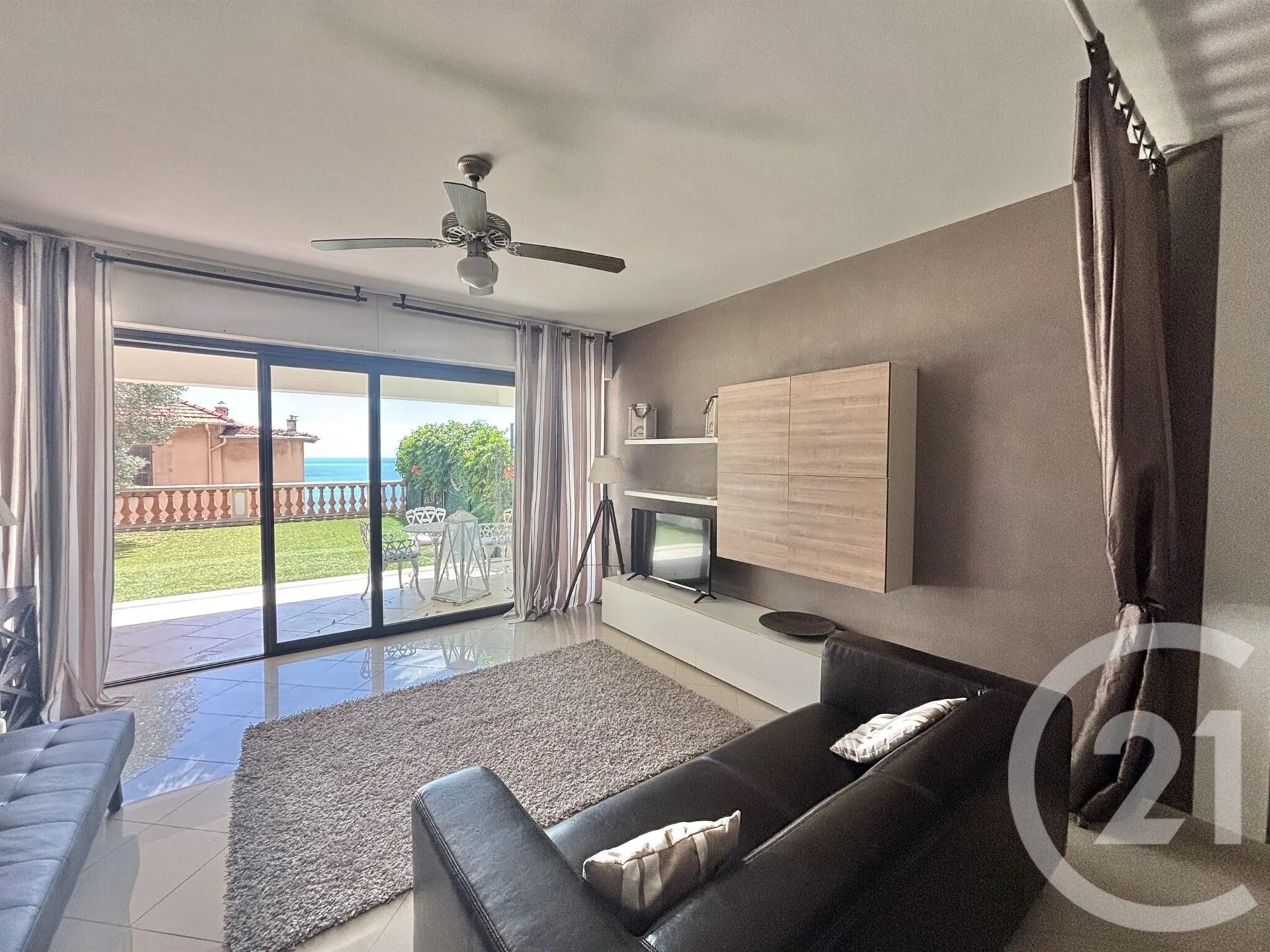 Appartement à louer, 59m², Roquebrune-Cap-Martin
