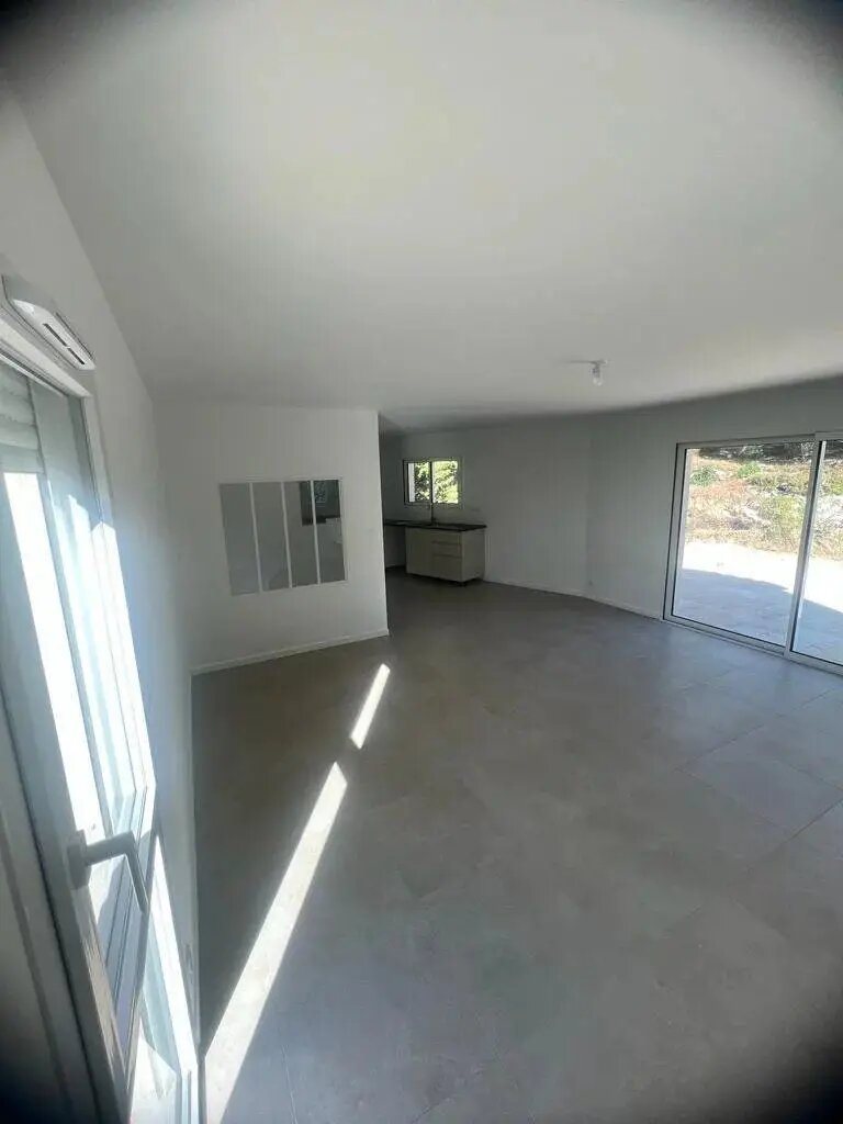 Maison à louer, 90m², Pélissanne