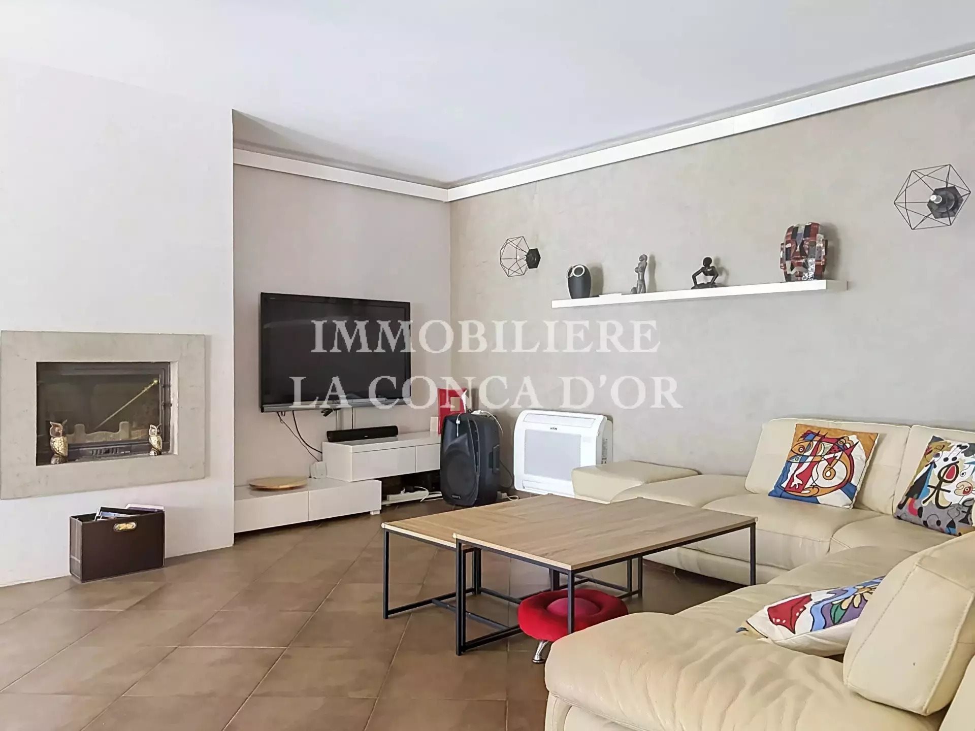 Maison à vendre, 200m², Tourrette-Levens