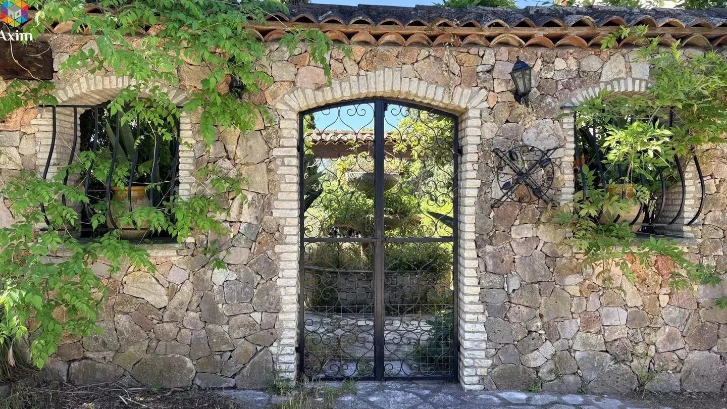 Maison à vendre, 120m², Saint-Raphaël
