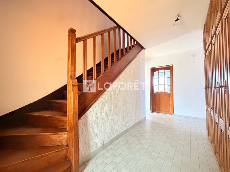 Maison à louer, 118m², Vouziers