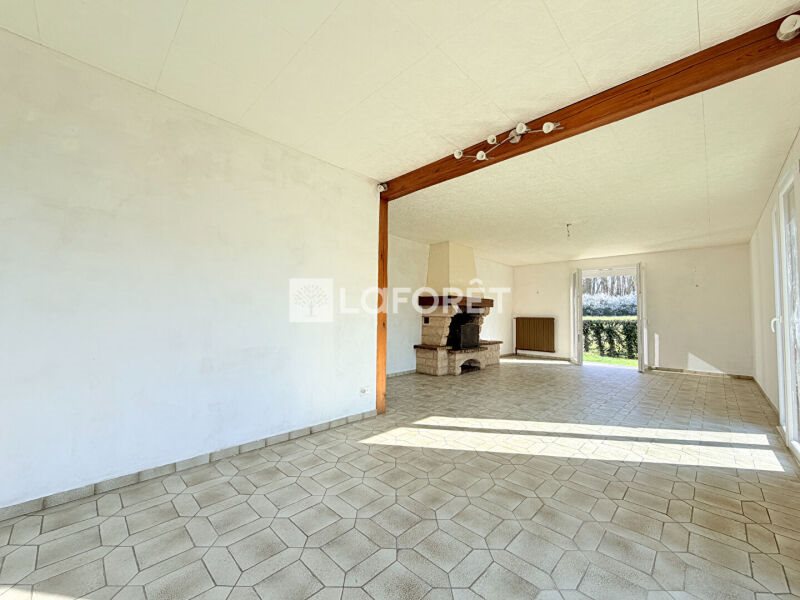 Maison à louer, 118m², Vouziers