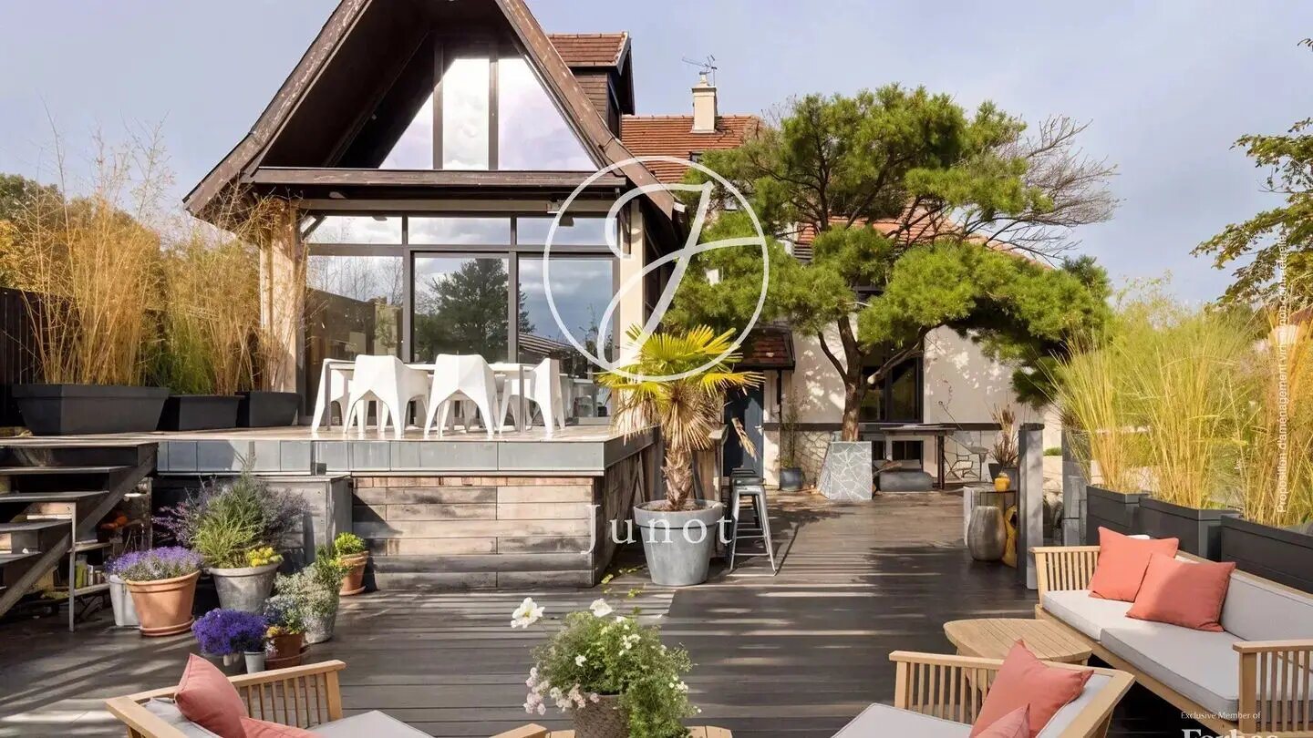 Maison à vendre, 310m², Neuville-en-Ferrain