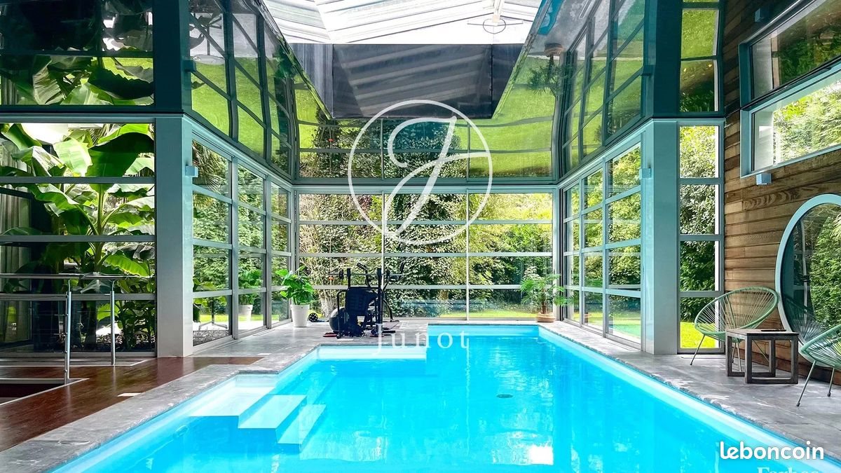 Maison à vendre, 315m², Croix