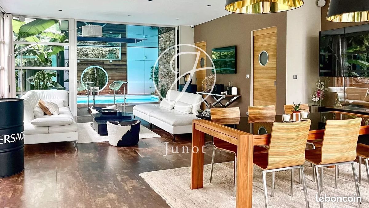 Maison à vendre, 315m², Croix