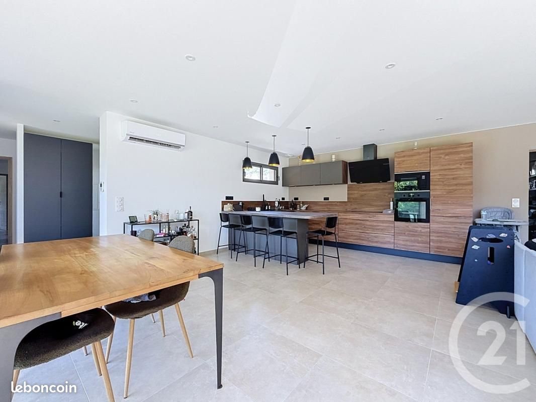Maison à vendre, 144m², Santa-Lucia-di-Moriani