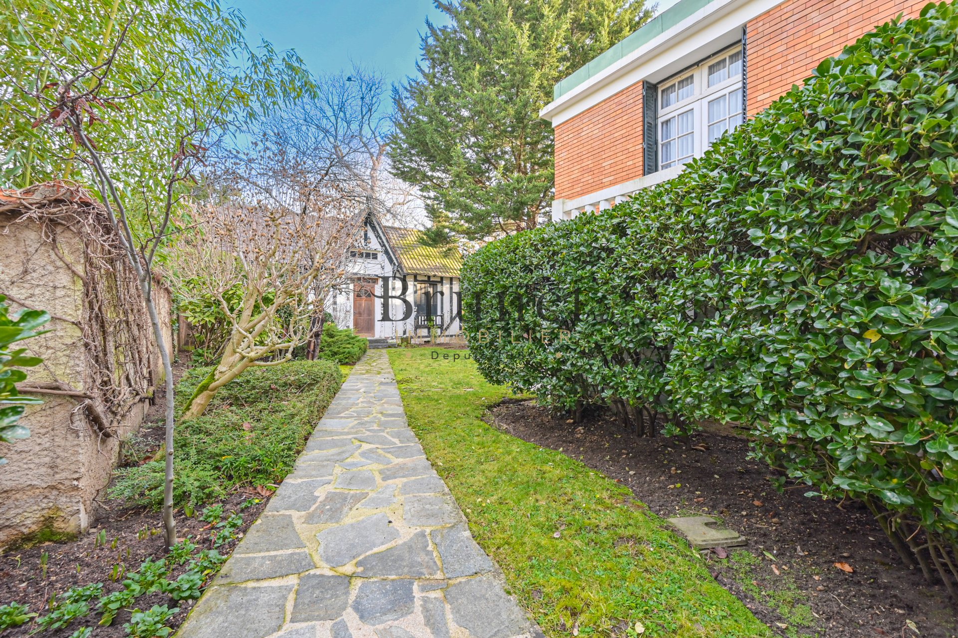 Maison à vendre, 254m², La Varenne-Saint-Hilaire