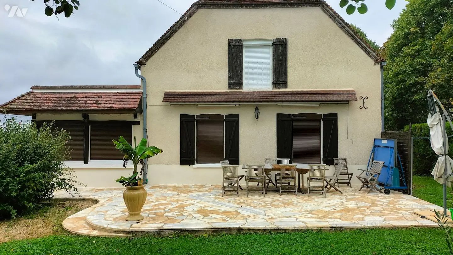 Maison à vendre, 280m², Saint-Hilaire-les-Andrésis