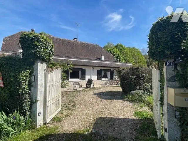 Maison à vendre, 280m², Saint-Hilaire-les-Andrésis
