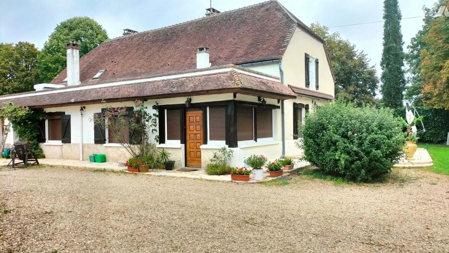Maison à vendre, 280m², Saint-Hilaire-les-Andrésis