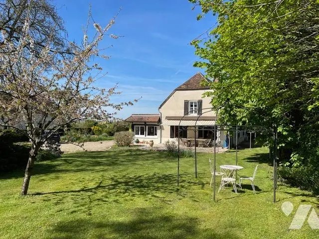 Maison à vendre, 280m², Saint-Hilaire-les-Andrésis