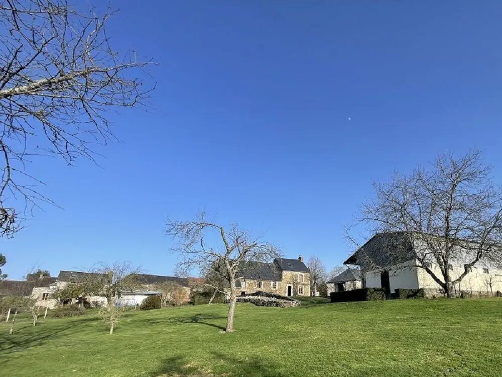 Maison à vendre, 240m², Clécy
