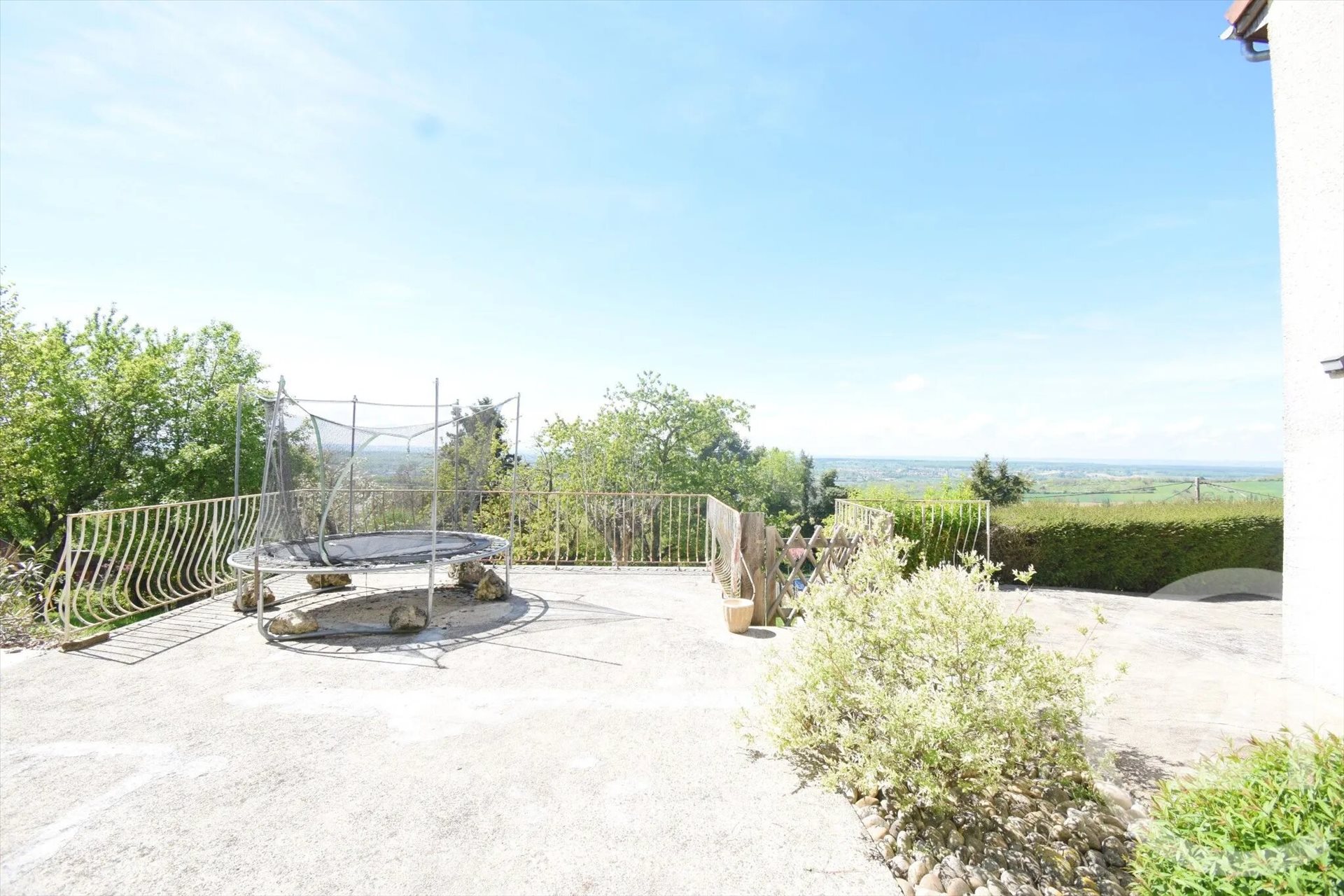 Maison à vendre, 130m², Creuzier-le-Vieux