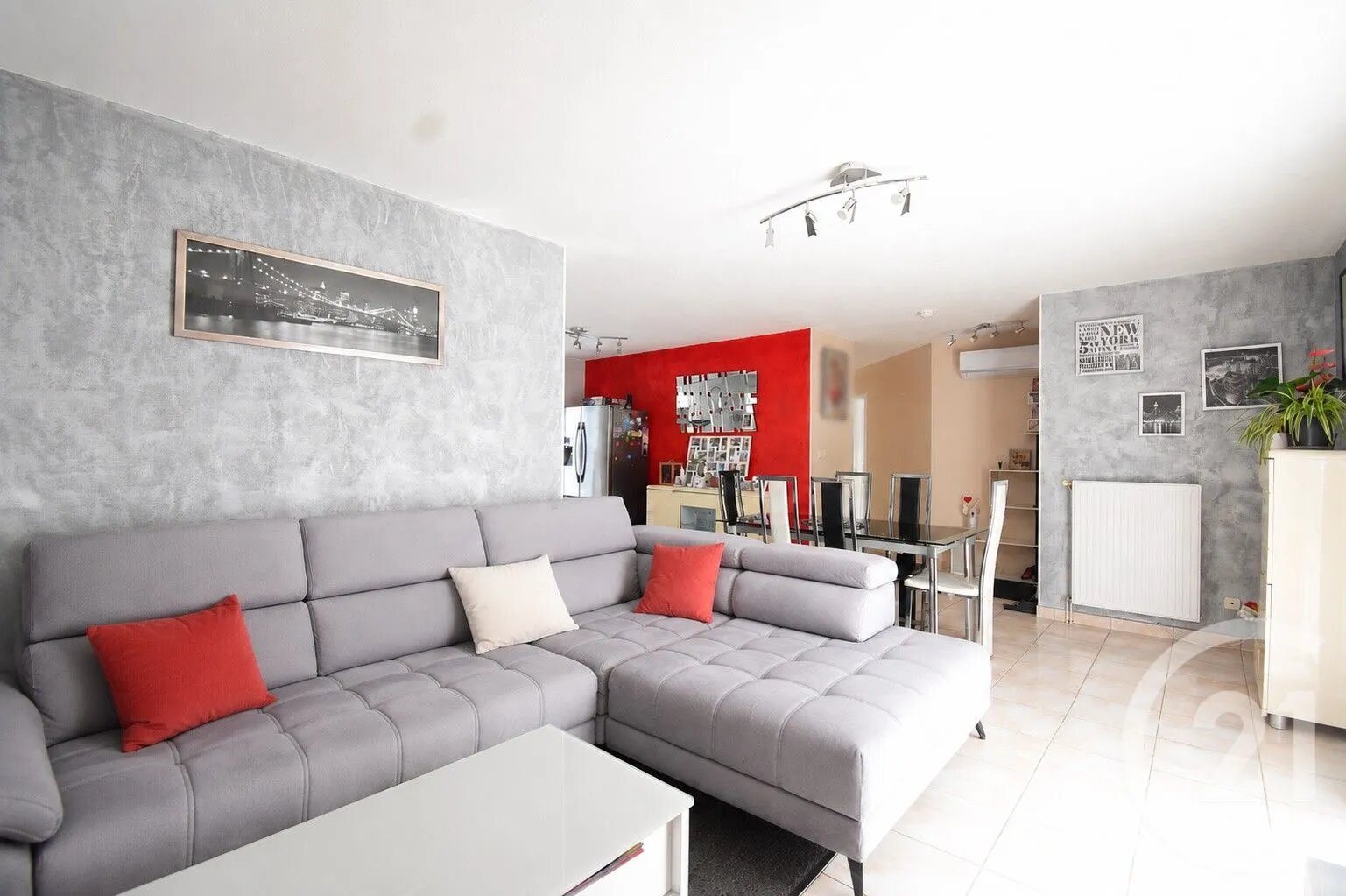 Maison à vendre, 104m², Creuzier-le-Vieux