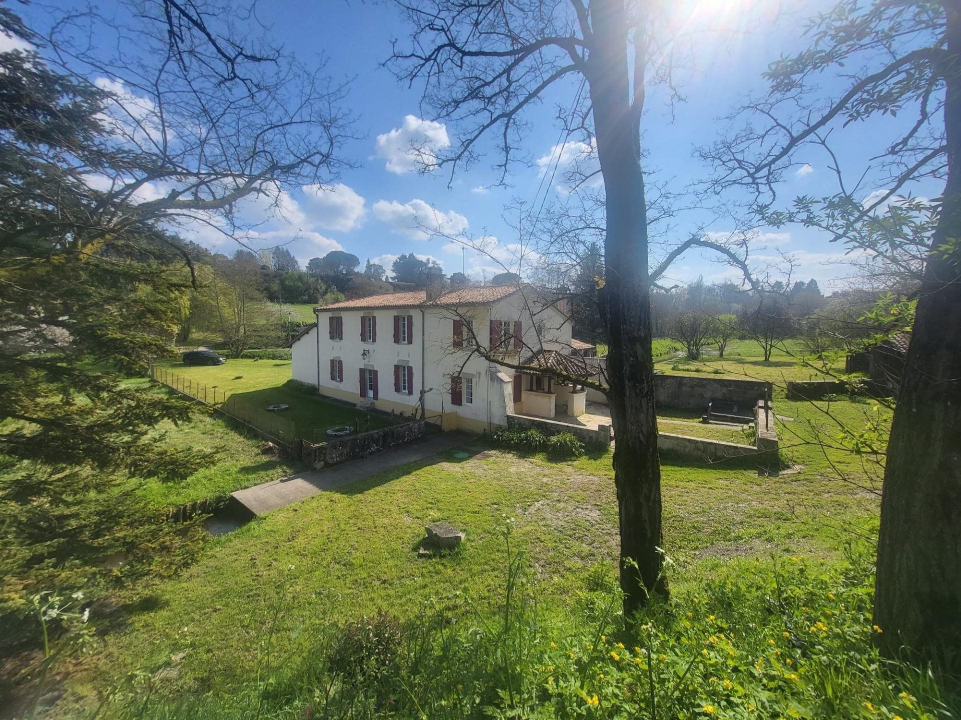 Maison à vendre, 235m², Bazas