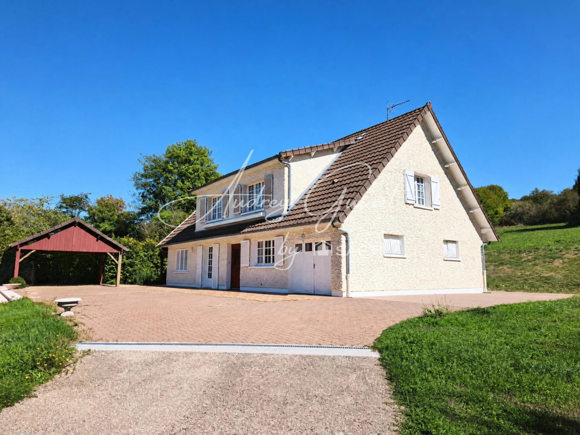 Maison à vendre, 117m², Montamisé